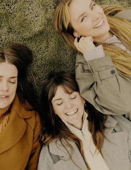 Mika Mika Photography