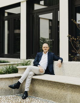 Mika Mika Photography