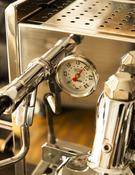 Mika Mika Photography